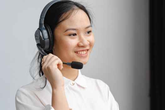 Klantenservice LINDA.: telefoon, e-mail en opzeggen