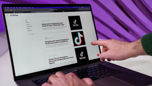 Waarom TikTok in 2026 bepaalt wat we kopen, dragen en delen